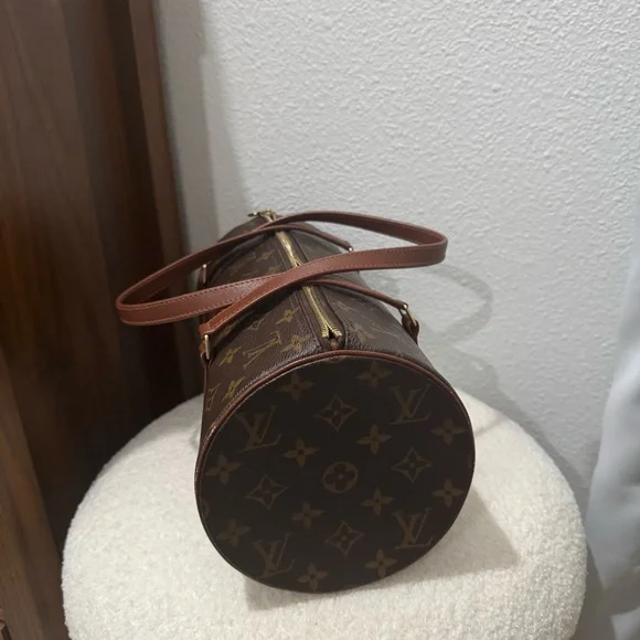 Louis Vuitton papillon 30